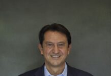 José Muñoz, presidente y director de operaciones global de Hyundai, recibe un importante galardón Español