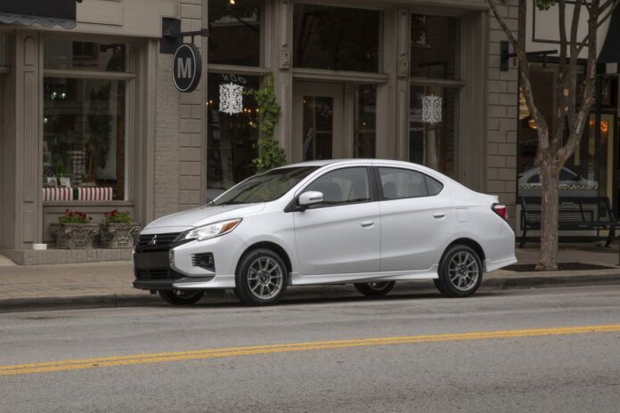 Mitsubishi-Mirage-G4-.jpg