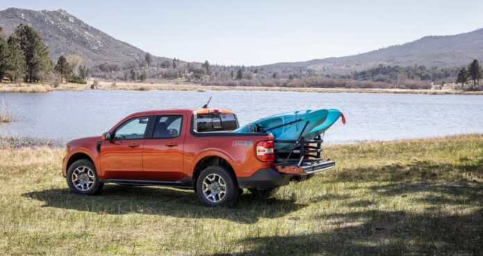 Ford-Maverick_2L-EcoBoost-AWD_Lariat_10.jpg