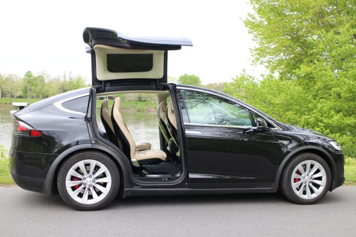 tesla-model-x_.jpg
