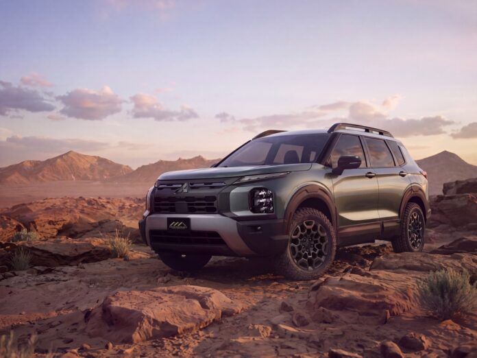 2028-Outlander-Diamond-Trail-Edition-front-3-4.jpg
